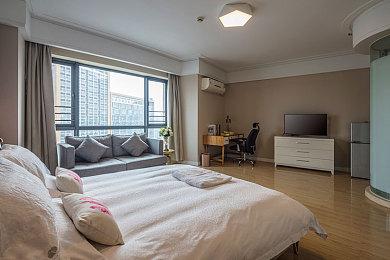 《主播女孩重度依赖》将在东京和大阪开设快闪店 展示超天酱等身手办